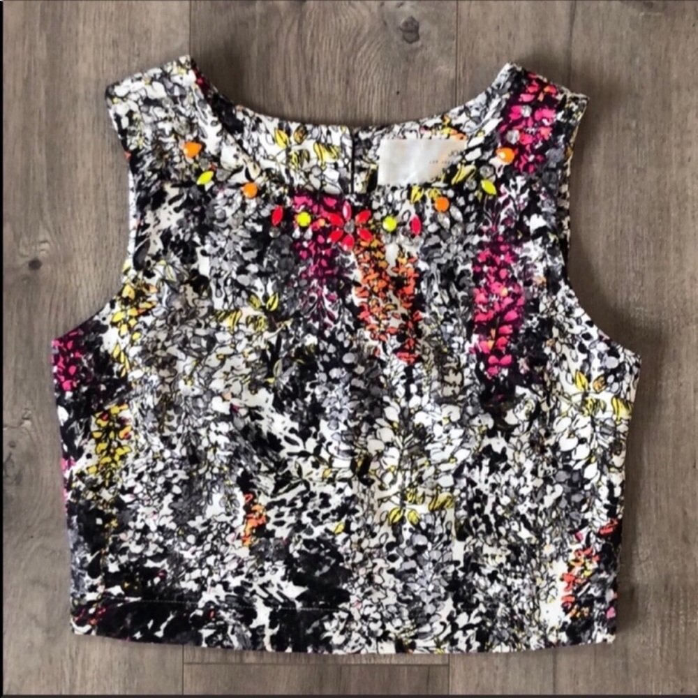 ❄️3 for $20❄️ JOA Crop Top Shirt